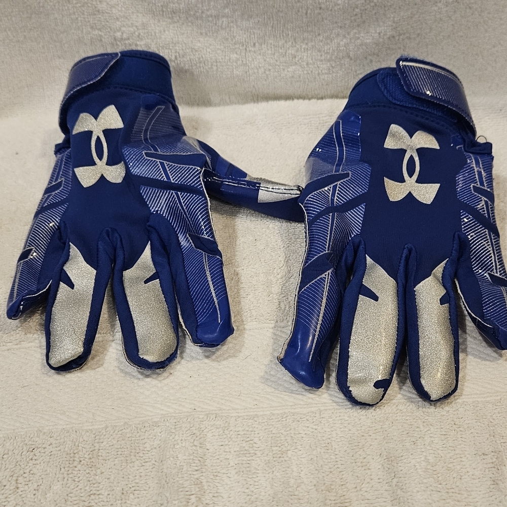 UNDER ARMOUR RECEIVER GLOVES